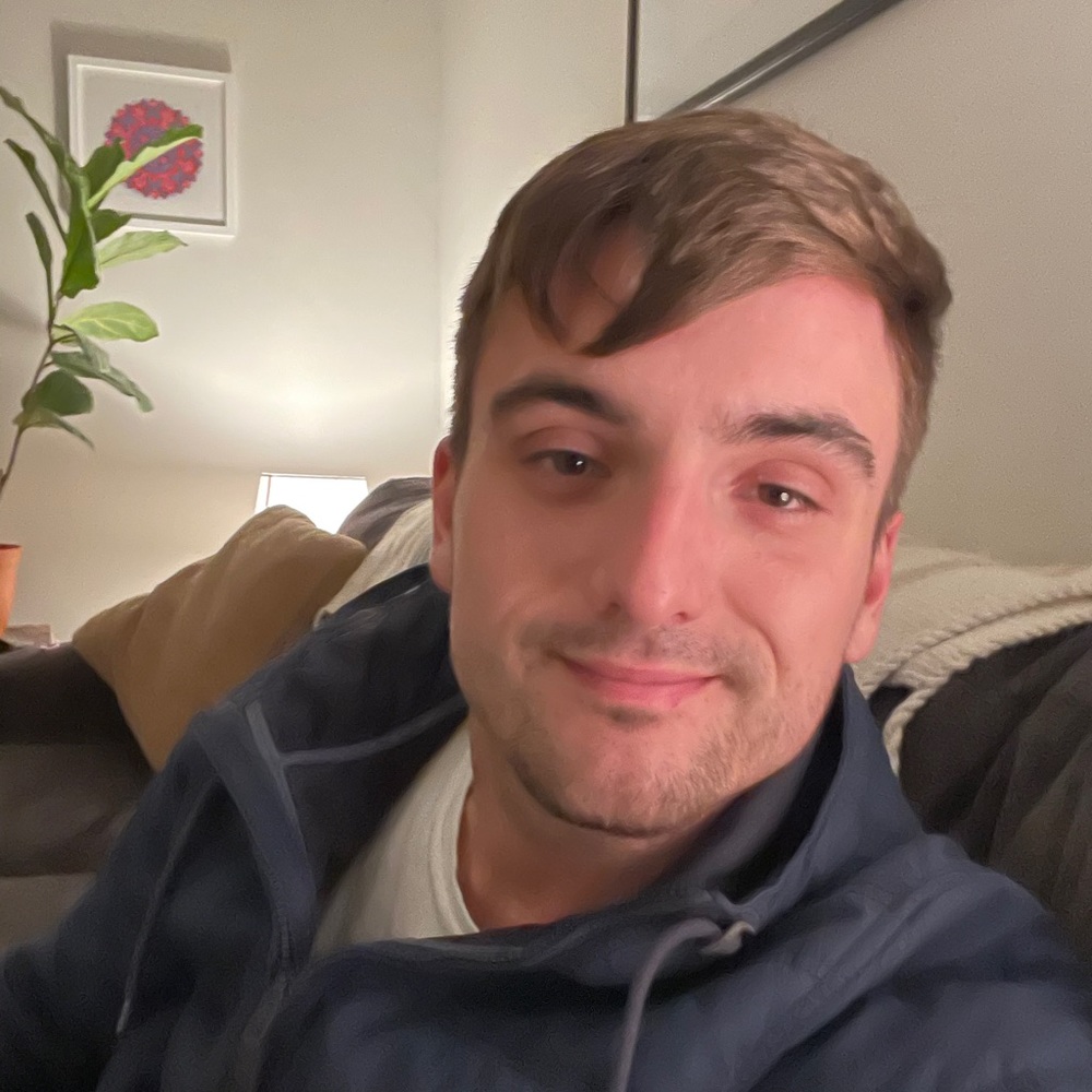 Meet your Posher, Alex